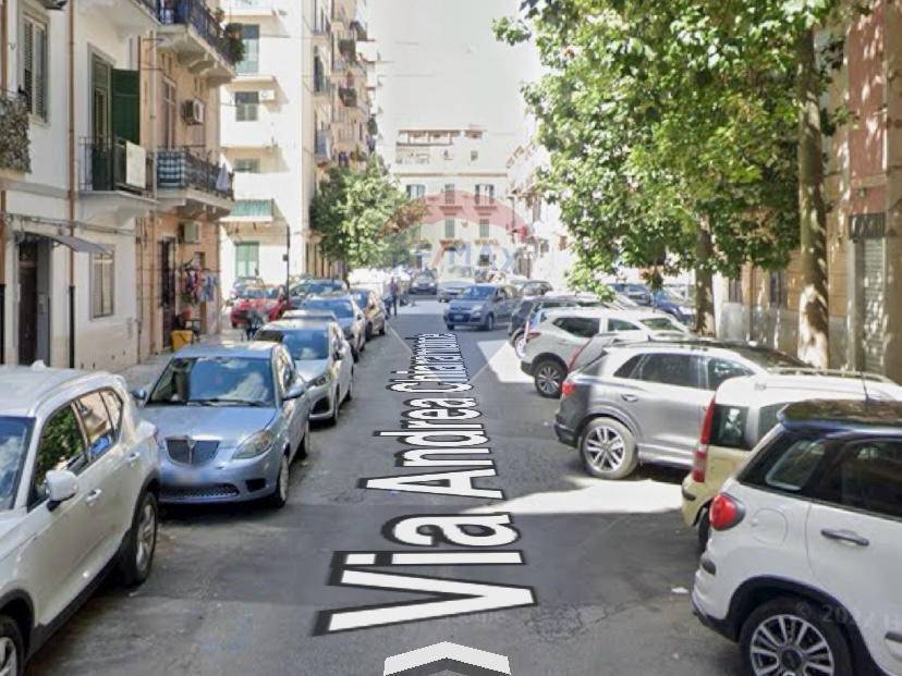 locale commerciale in affitto a Palermo