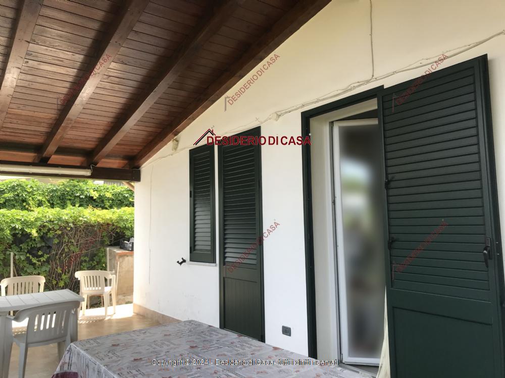 casa indipendente in affitto a Palermo in zona Arenella/Vergine Maria