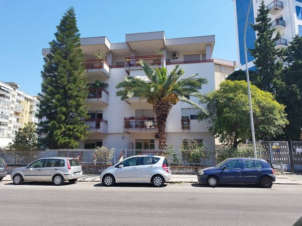 ufficio in affitto a Palermo in zona Malaspina/Palagonia