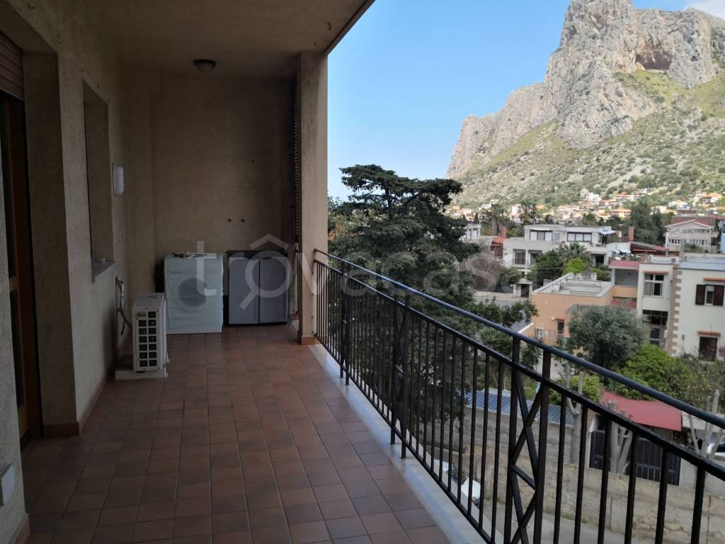 appartamento in affitto a Palermo in zona Sferracavallo