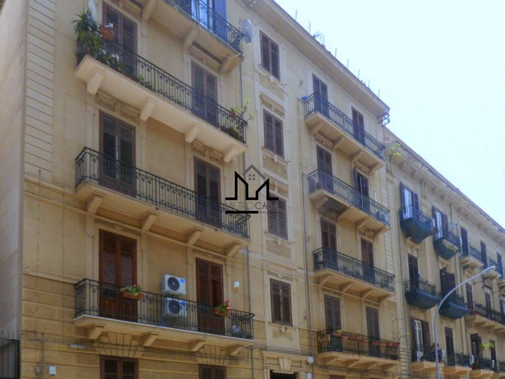 appartamento in affitto a Palermo in zona Zisa