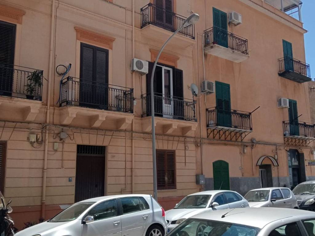 appartamento in affitto a Palermo in zona Zisa