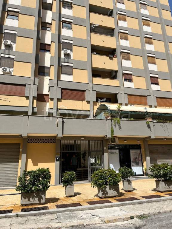 appartamento in affitto a Palermo in zona Malaspina/Palagonia