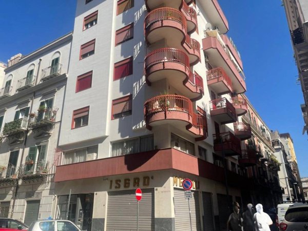 ufficio in affitto a Palermo in zona Libertà