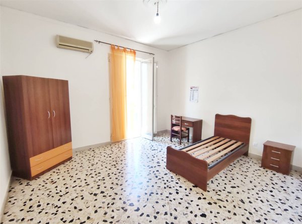 appartamento in affitto a Palermo in zona Montegrappa / Santa Rosalia