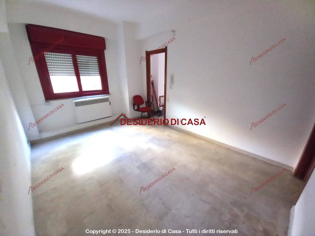 ufficio in affitto a Palermo in zona Politeama