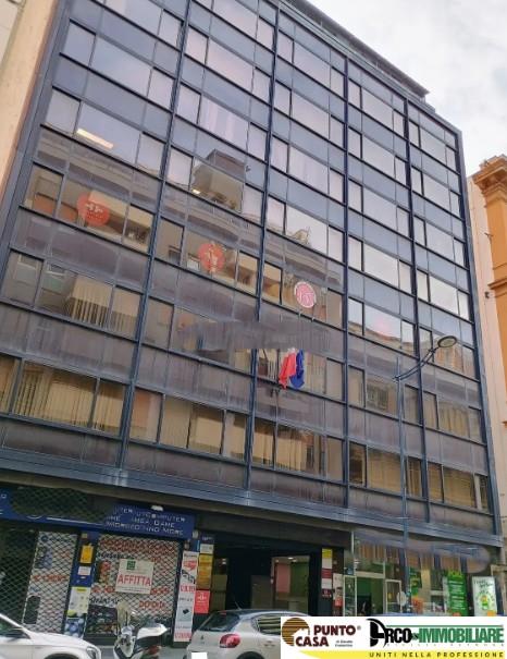 ufficio in affitto a Palermo in zona Politeama
