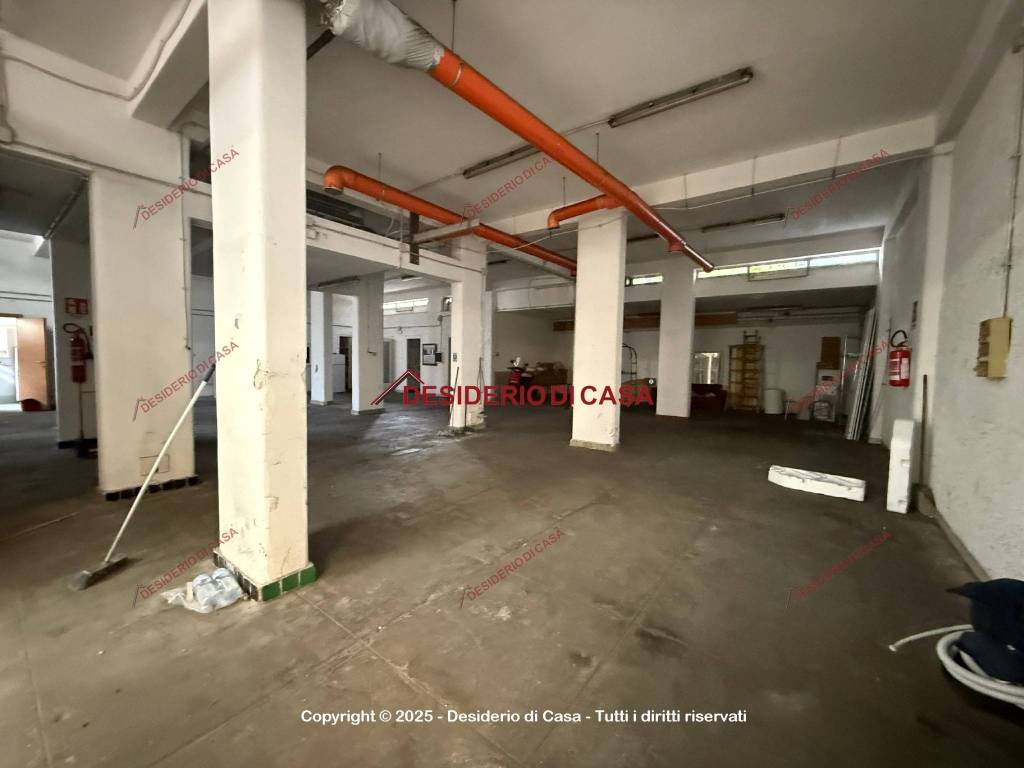 locale di sgombero in affitto a Palermo in zona Resuttana