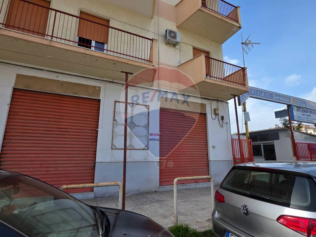 negozio in affitto a Palermo in zona Oreto