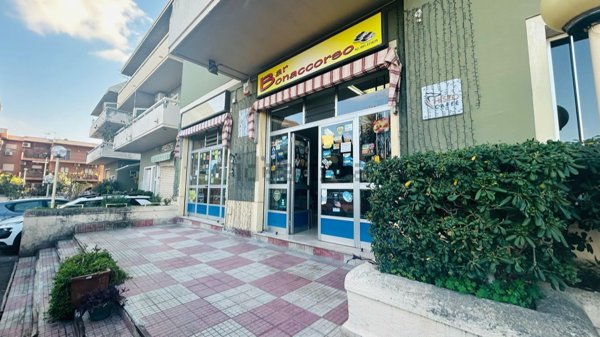 locale commerciale in affitto a Palermo