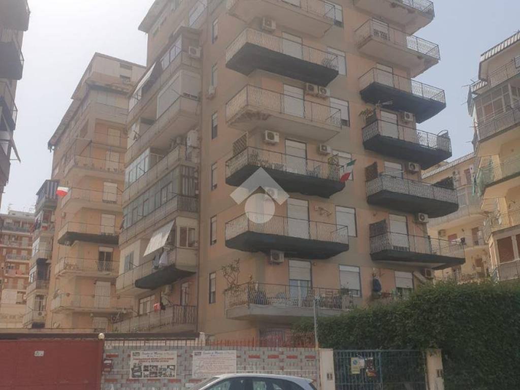 appartamento in affitto a Palermo in zona Montegrappa / Santa Rosalia