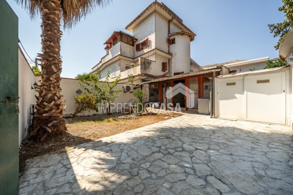casa indipendente in affitto a Palermo in zona Tommaso Natale
