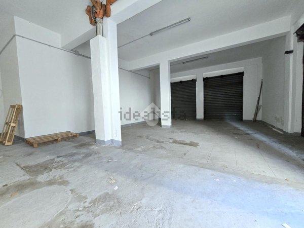 locale commerciale in affitto a Palermo in zona Noce