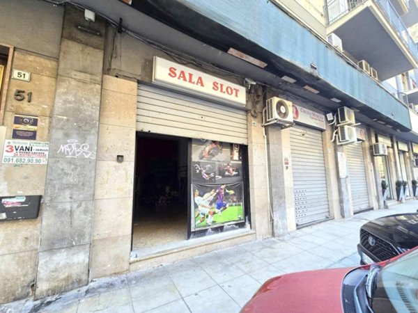 negozio in affitto a Palermo in zona Malaspina/Palagonia