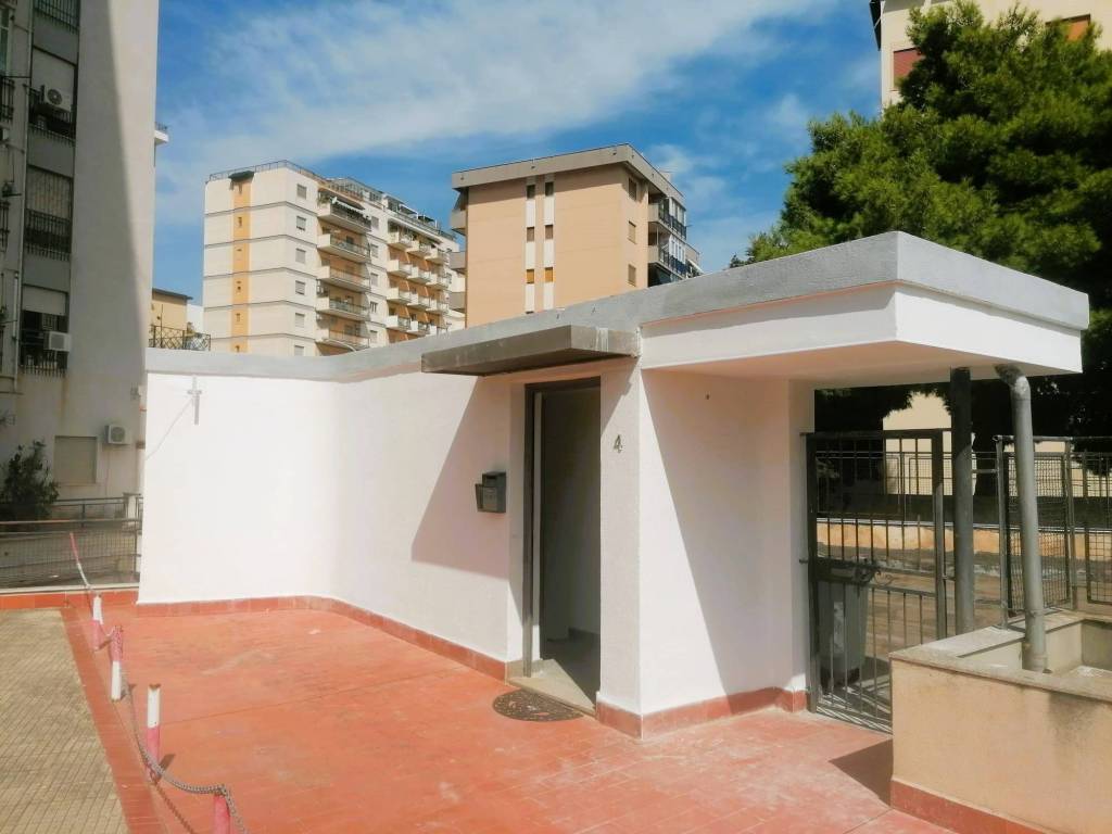 ufficio in affitto a Palermo in zona Malaspina/Palagonia