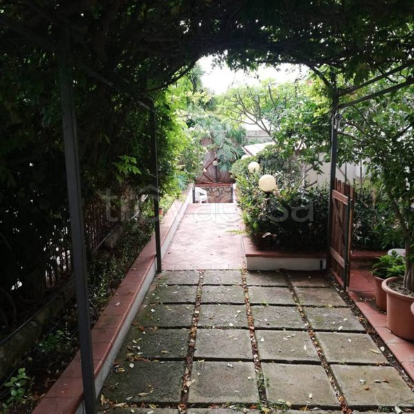 appartamento in affitto a Palermo in zona Mondello