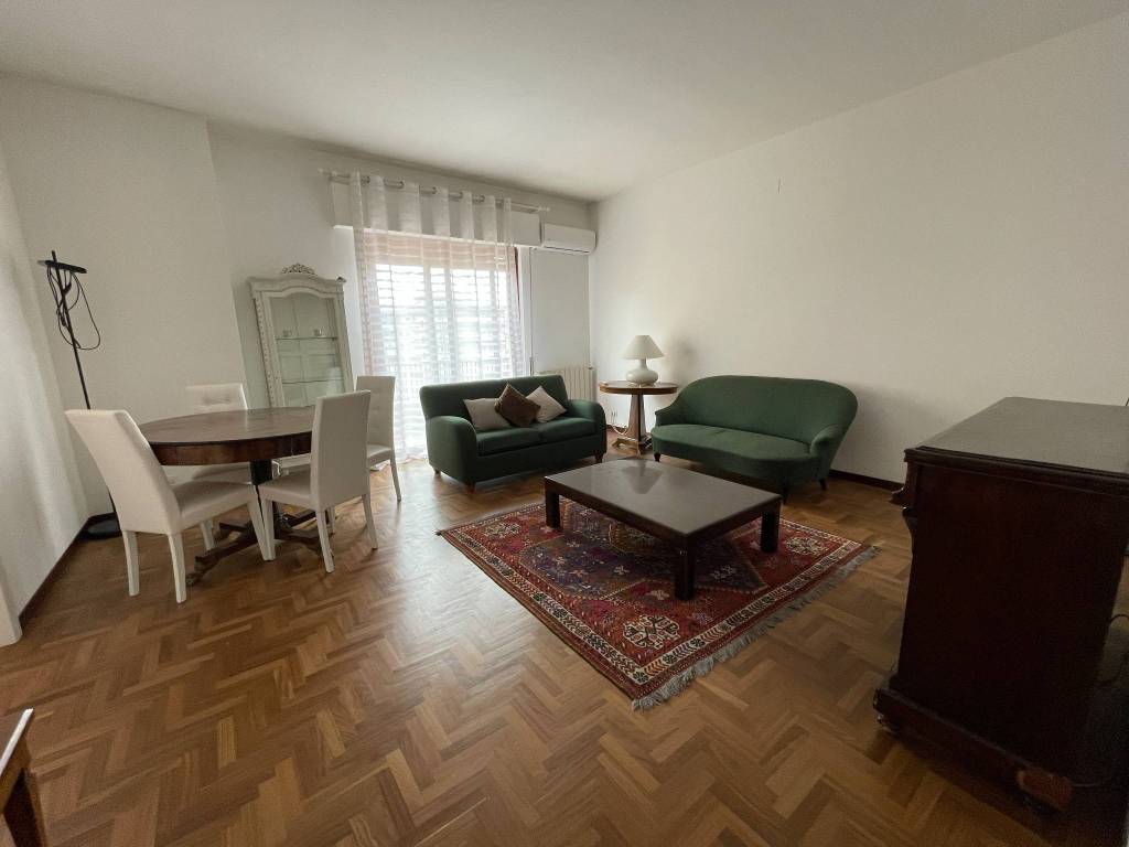appartamento in affitto a Palermo in zona Malaspina/Palagonia