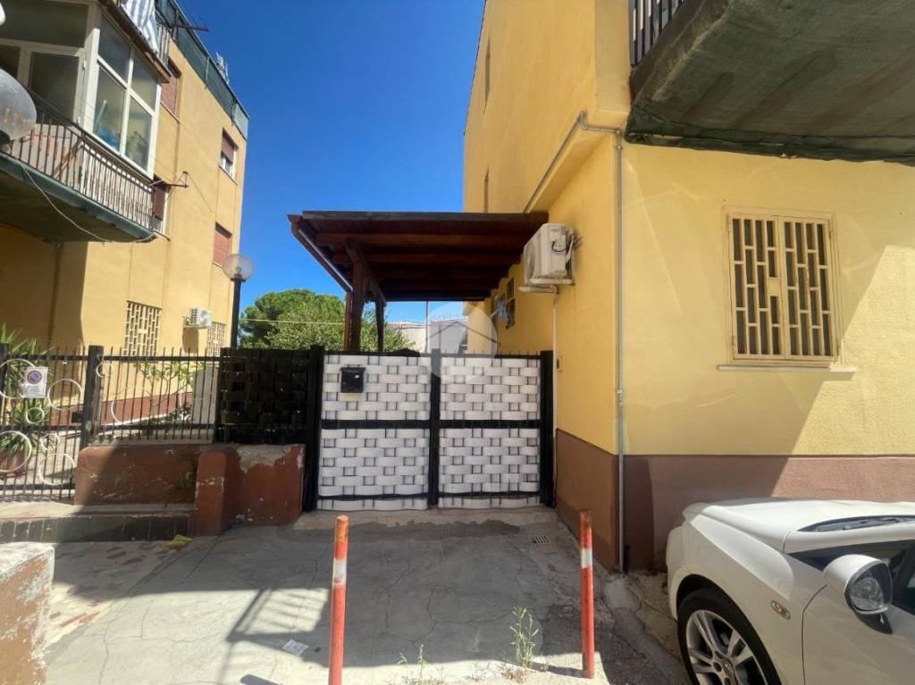 appartamento in affitto a Palermo in zona Acqua dei Corsari