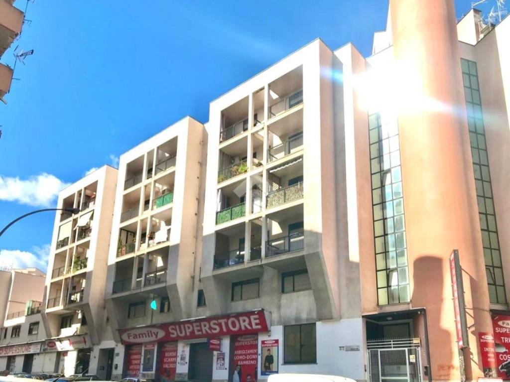 appartamento in affitto a Palermo in zona Montegrappa / Santa Rosalia