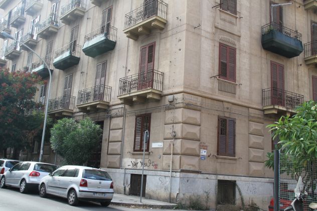 camera singola in affitto a Palermo in zona Politeama