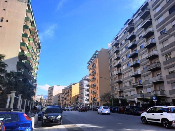 appartamento in affitto a Palermo in zona Malaspina/Palagonia