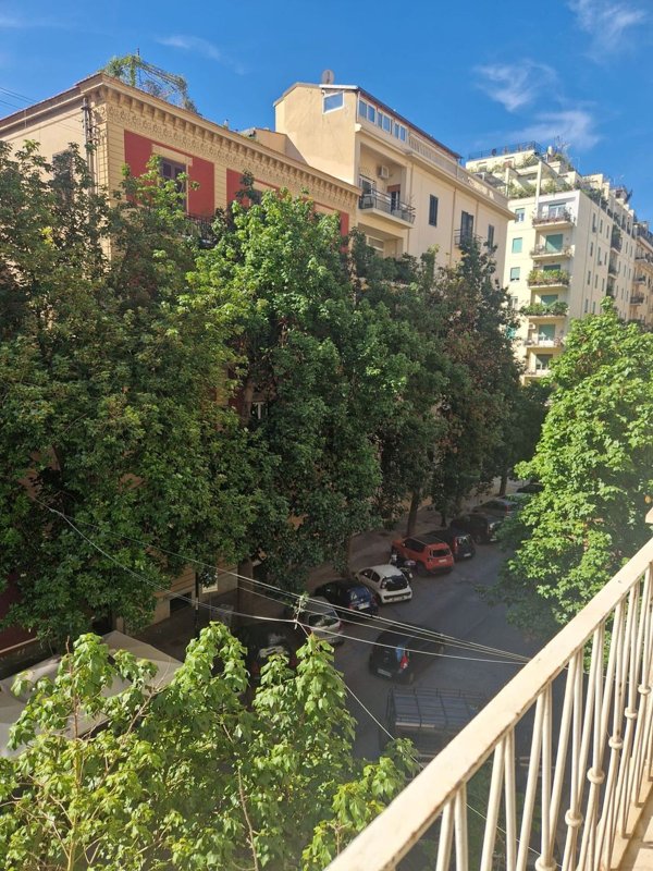appartamento in affitto a Palermo in zona Politeama