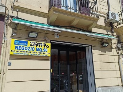 negozio in affitto a Palermo