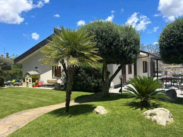 casa indipendente in affitto a Palermo in zona Pallavicino