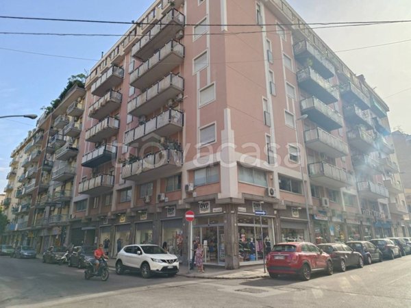 ufficio in affitto a Palermo in zona Malaspina/Palagonia
