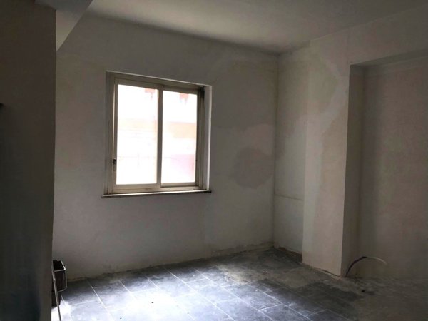 negozio in affitto a Palermo in zona Libertà
