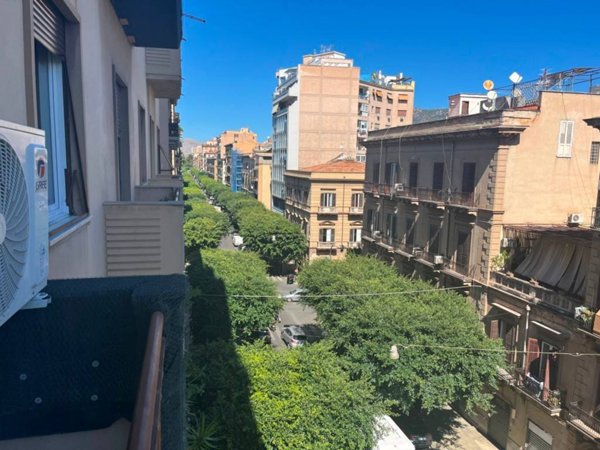 appartamento in affitto a Palermo in zona Politeama