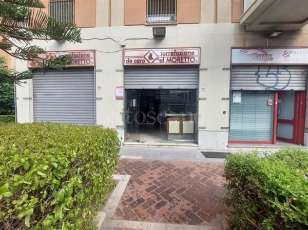 negozio in affitto a Palermo in zona Malaspina/Palagonia
