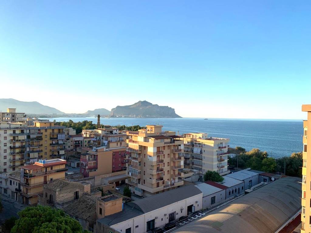 appartamento in affitto a Palermo in zona Acqua dei Corsari