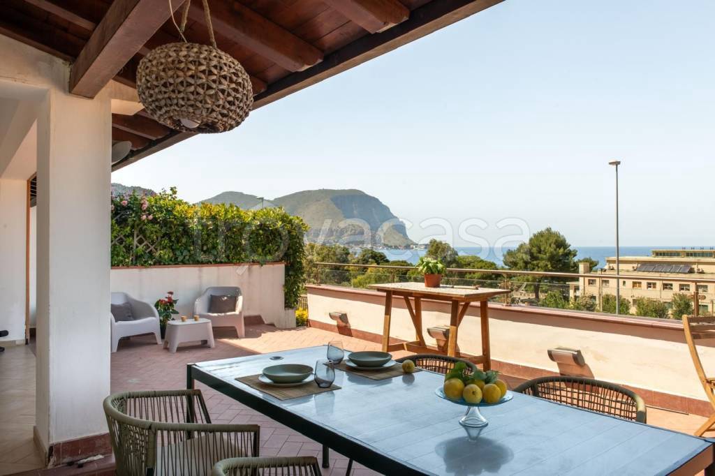 casa indipendente in affitto a Palermo in zona Addaura