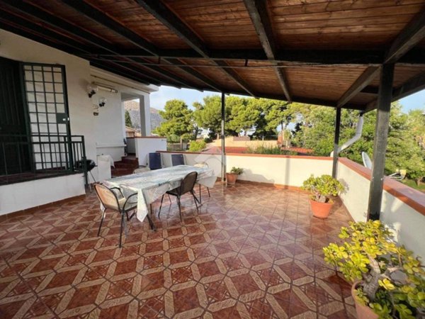 appartamento in affitto a Palermo in zona Mondello