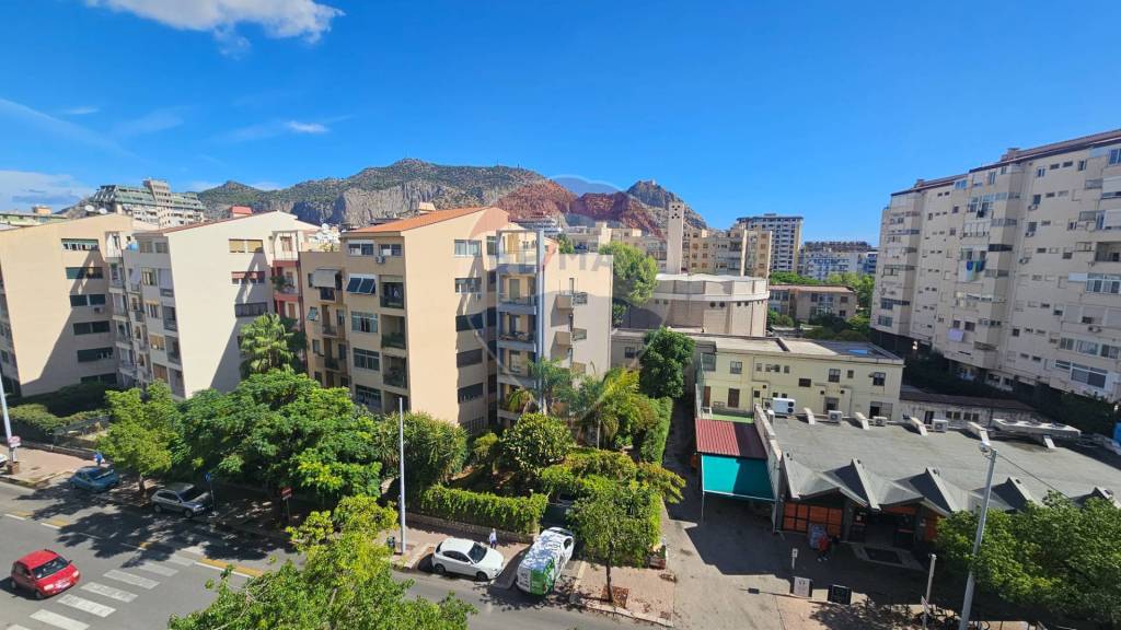appartamento in affitto a Palermo in zona Libertà