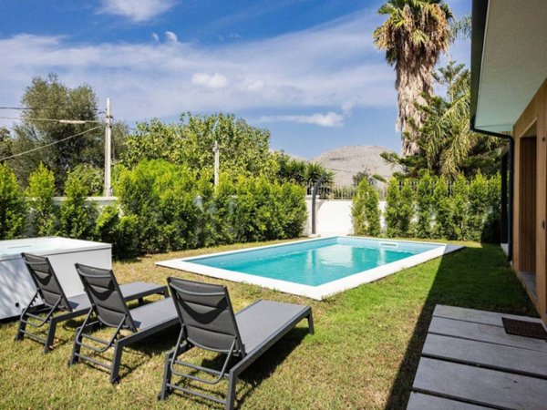 appartamento in affitto a Palermo in zona Mondello