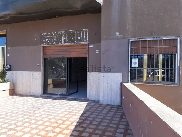 locale commerciale in affitto a Palermo in zona Uditore