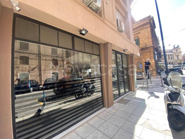 trivano in affitto a Palermo in zona Libertà