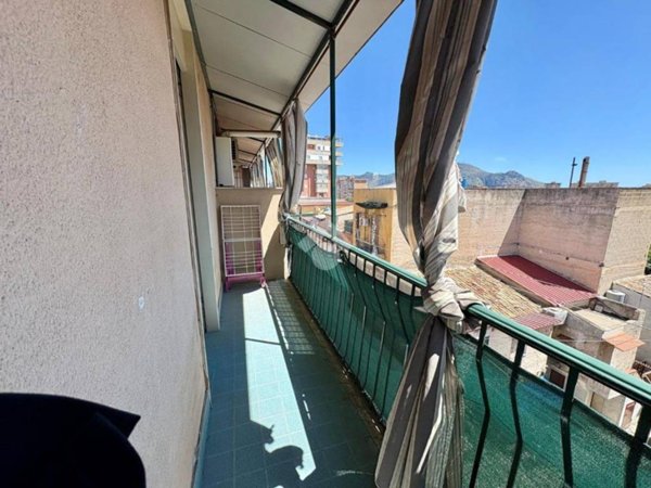 appartamento in affitto a Palermo in zona Uditore