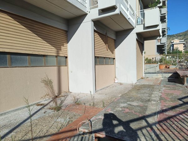 ufficio in affitto a Palermo in zona Arenella/Vergine Maria