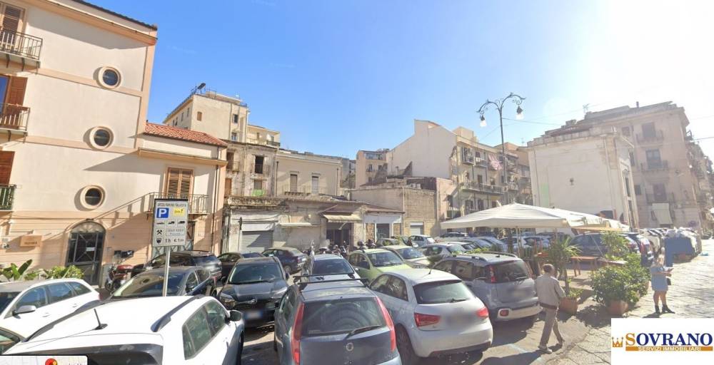 negozio in affitto a Palermo in zona Centro storico