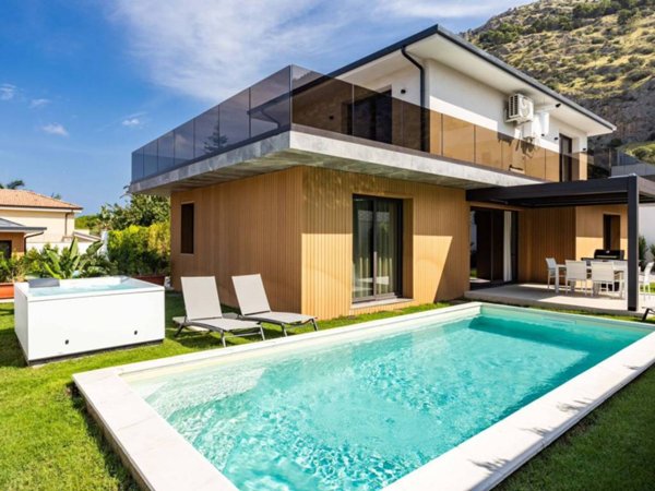 casa indipendente in affitto a Palermo in zona Mondello