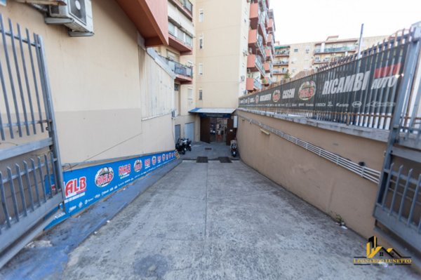 locale commerciale in affitto a Palermo
