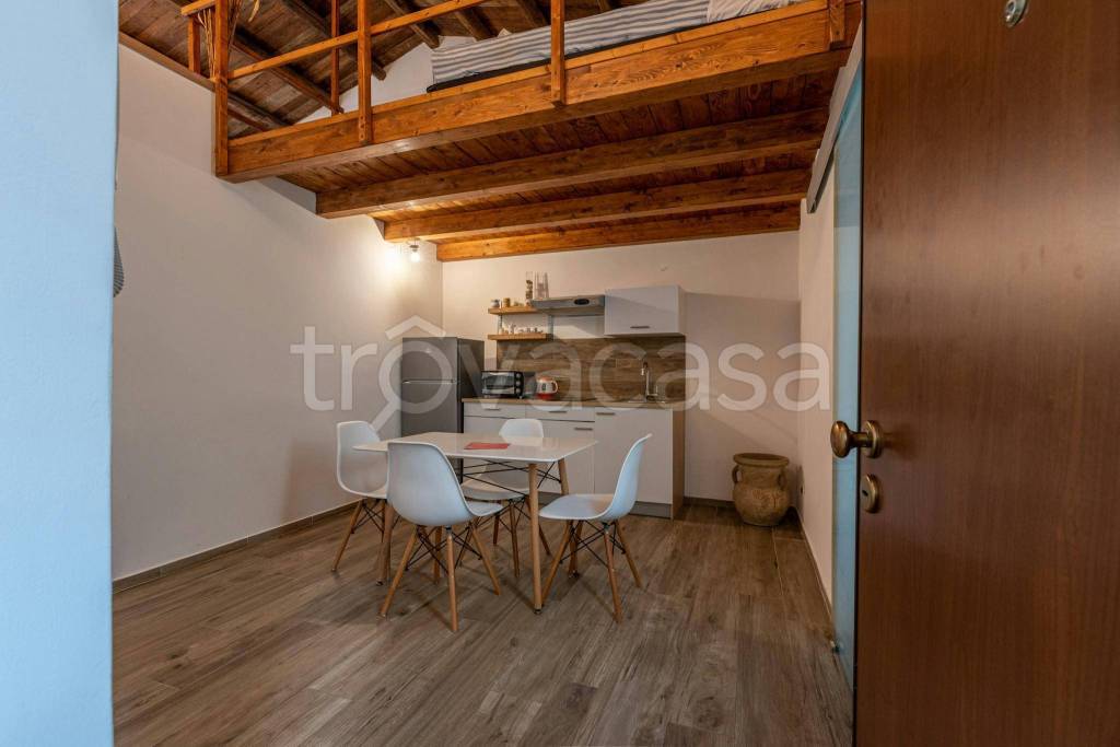 appartamento in affitto a Palermo in zona Malaspina/Palagonia