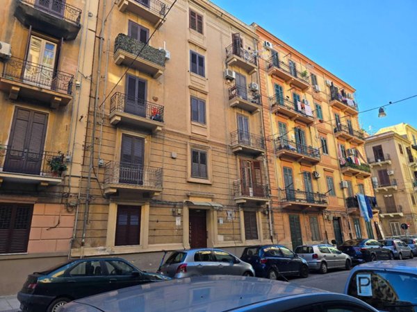 appartamento in affitto a Palermo in zona Montegrappa / Santa Rosalia