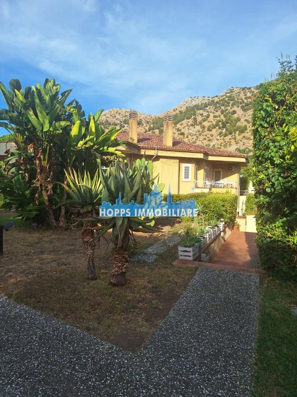 appartamento in affitto a Palermo in zona Mondello