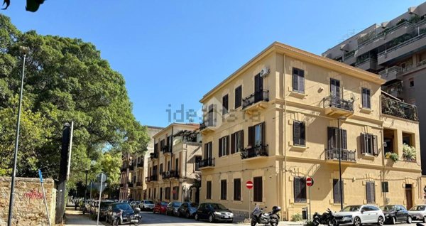 appartamento in affitto a Palermo in zona Politeama