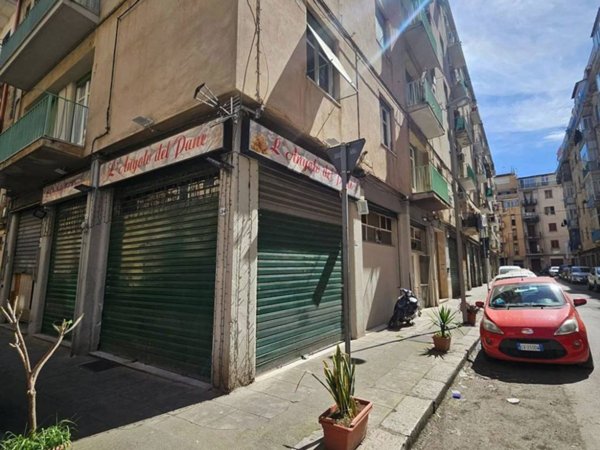 negozio in affitto a Palermo in zona Malaspina/Palagonia