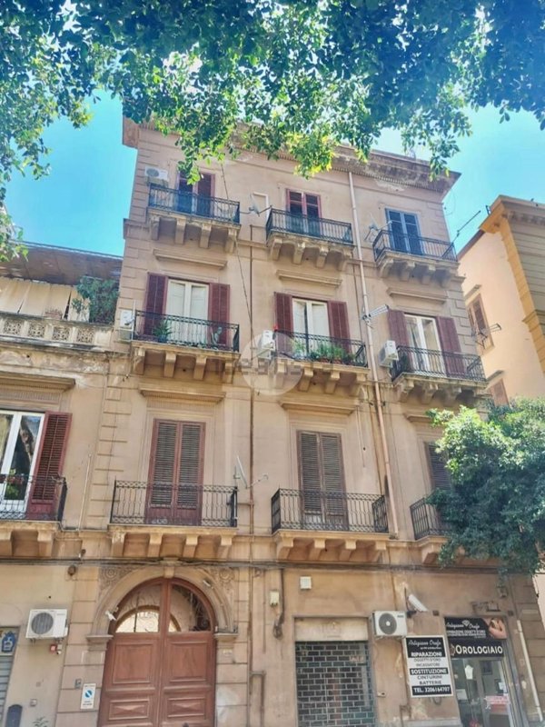 appartamento in affitto a Palermo in zona Politeama